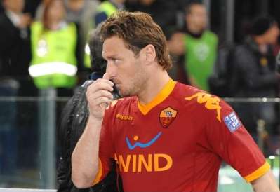 Video : Old Totti Bastard