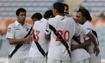 Vidéo : un tacle dans les bijoux