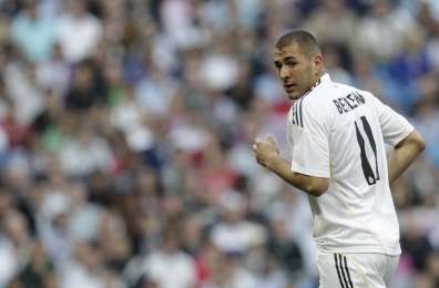 Benzema trop cher pour MU ?