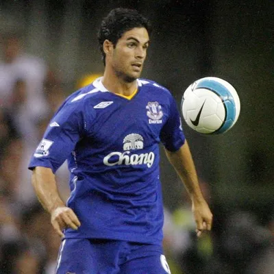 Arteta pour remplacer Fabregas ?