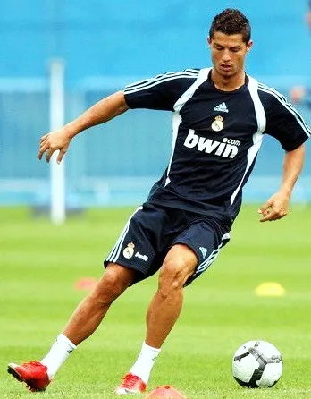 Ronaldo sifflé à Madrid