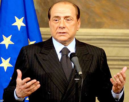 Berlusconi contesté par ses Tifosis