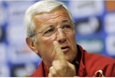 Lippi répond aux critiques