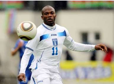 David Suazo absent face au Chili ?