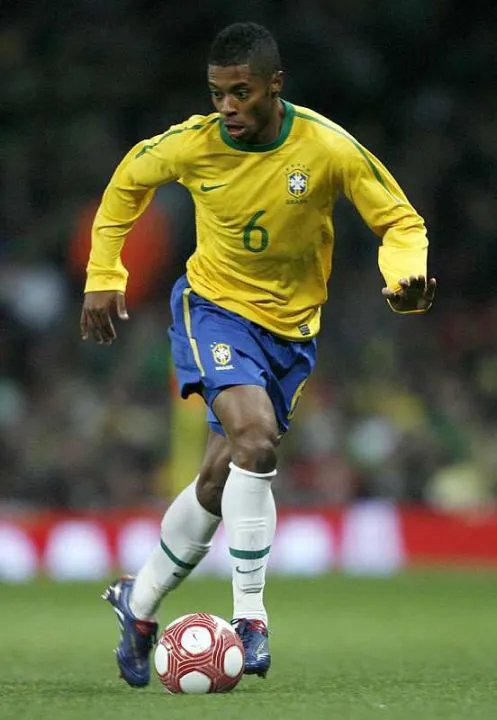 L&rsquo;Inter supervise Michel Bastos