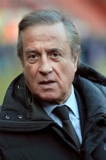 Villeneuve continue son OPA niçoise