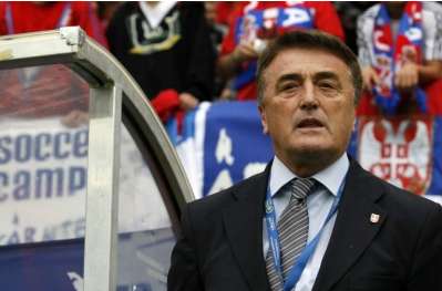 Antic persiste et signe