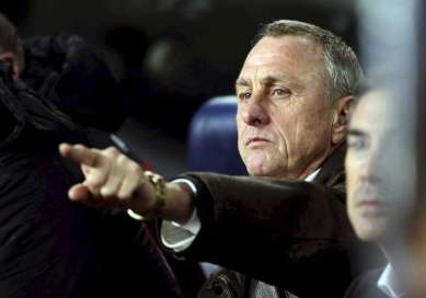 Cruyff taille le Brésil