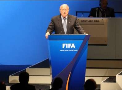 Blatter se dit désolé