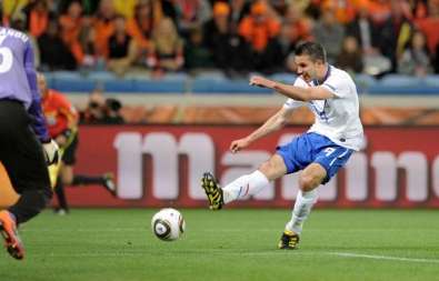Accalmie entre Van Marwijk et Van Persie