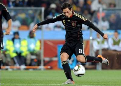 Ozil plait au Barça