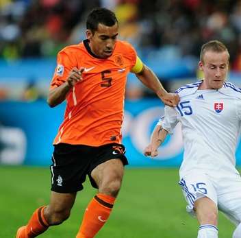 Van Bronckhorst, parole à la défense