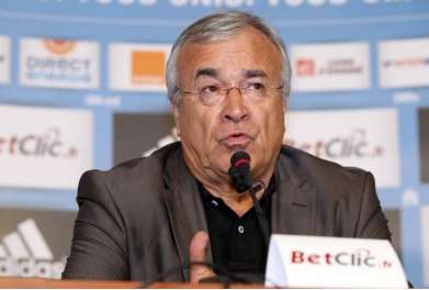 Dassier interdit les casques