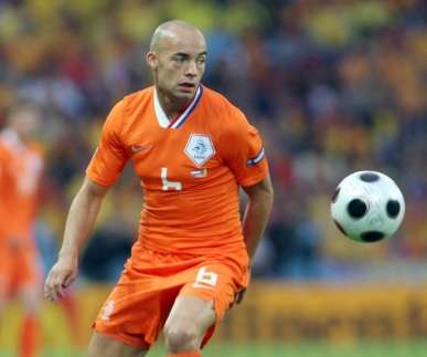 Fracture de la mâchoire pour De Zeeuw ?