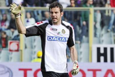 Arsenal lorgne sur Handanovic