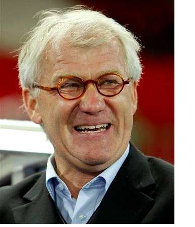 Olsen charge les Bleus