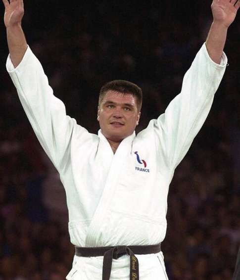 Douillet veut une fédé sous tutelle