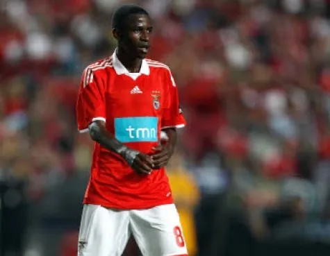 Ramires pisté par Man City