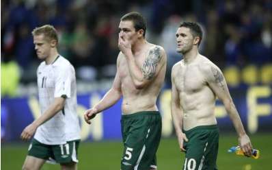 Dunne se moque de la France