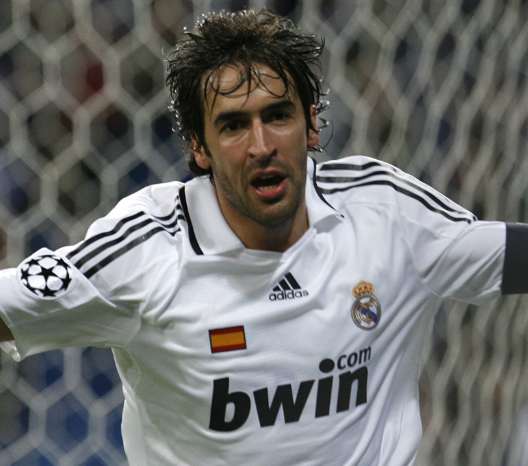 Raul à Schalke 04 !