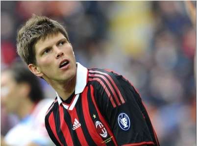 Huntelaar reste aussi