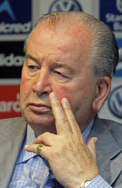 Bilardo et Grondona répondent à Diego