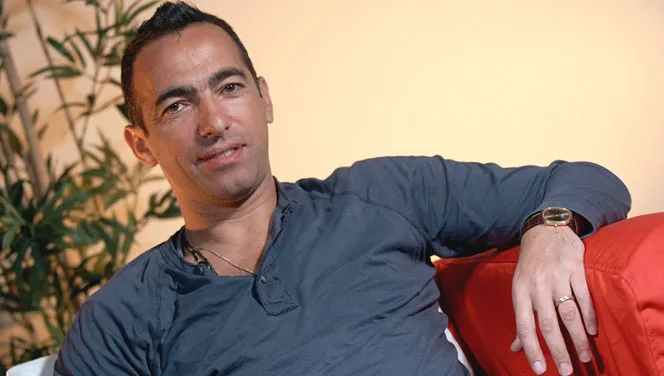 Djorkaeff croit en Paris