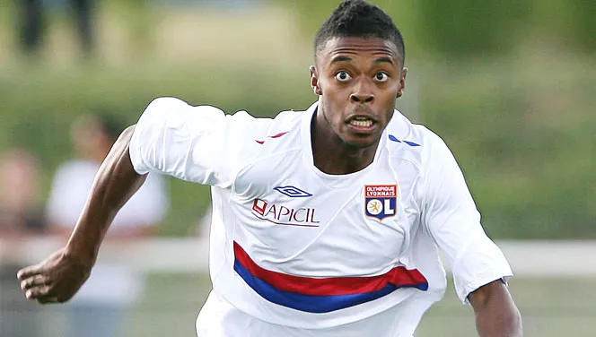 OL : l&rsquo;Inter insiste pour Bastos