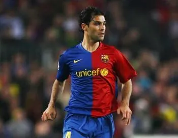 Marquez rejoint Thierry Henry