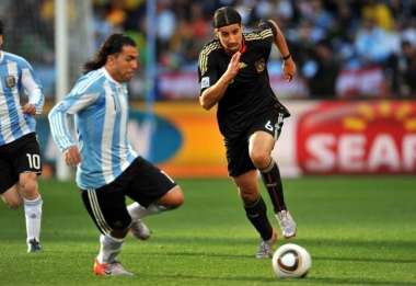 Mourinho suit Khedira