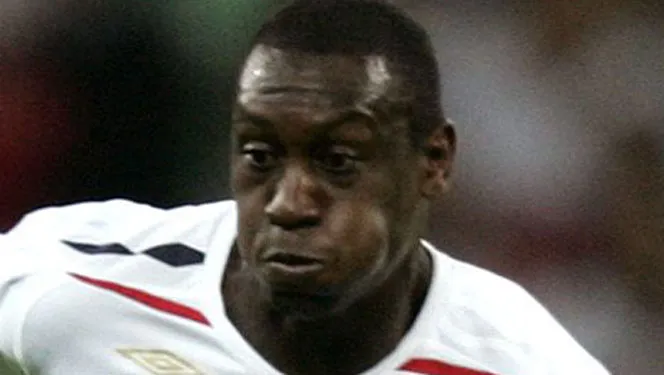 Heskey arrête la sélection