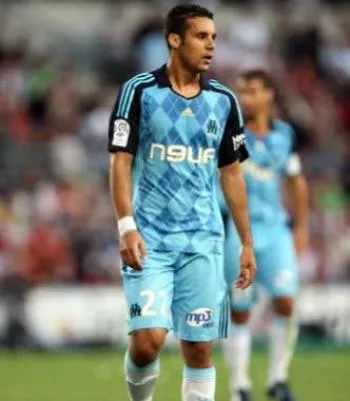 Erbate signe à Arles-Avignon