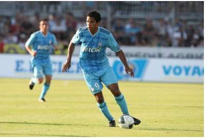 Fenerbahçe s&rsquo;arme offensivement