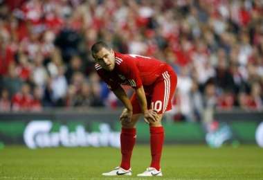 Wenger à la rescousse de Cole