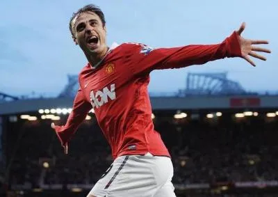Berbatov se prend pour Cantona