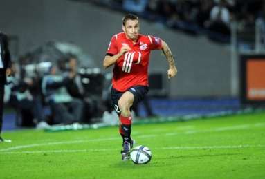 Liverpool sur Debuchy ?