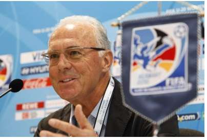 Beckenbauer vote Van Gaal