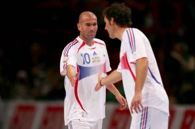 Zidane aux côtés de Blanc