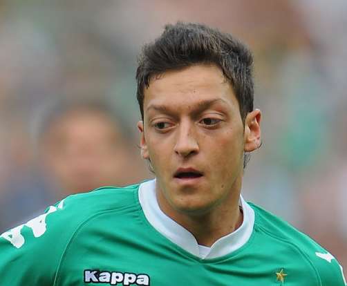 MU : Ferguson ne sait pas pour Ozil