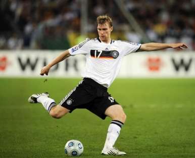 Mertesacker reste à Brême