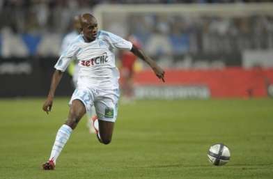 Kaboré prolonge de deux ans