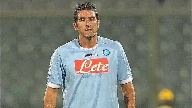 Lucarelli sur le flanc