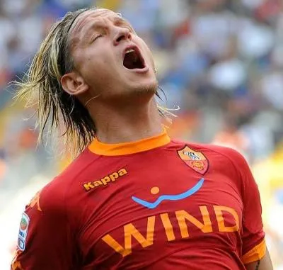 Séville aime Mexès