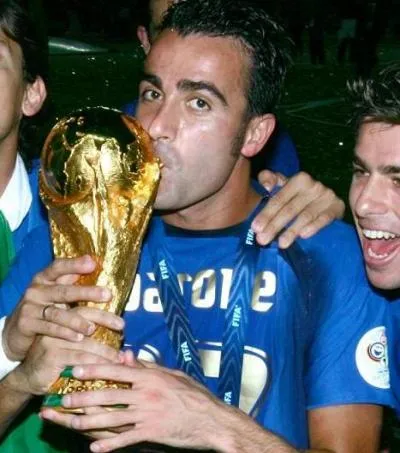 Simone Barone… Qui ça ?