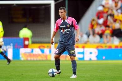 Tours renforce sa défense