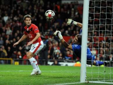 Owen hué à Anfield