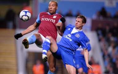 Jagielka veut être titulaire
