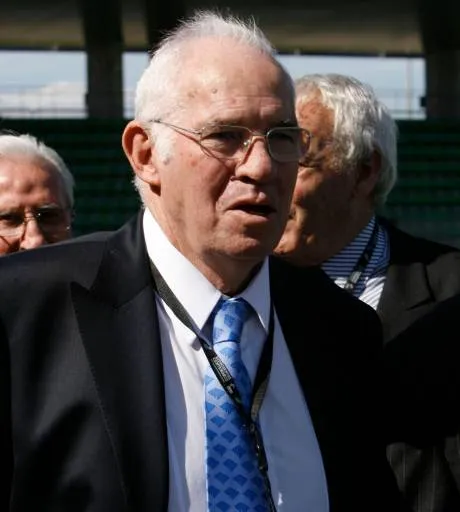 Aragonés pour remplacer Queiroz ?