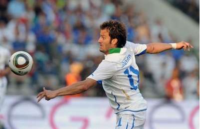 Gilardino marque le pas