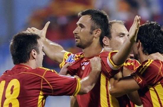 Quand Vucinic retire son short